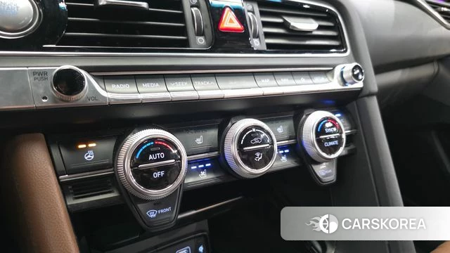 Genesis G70 id 4717954 из Кореи 24