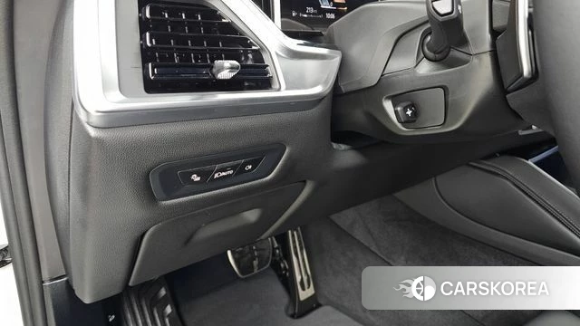 BMW X6 (G06) id 4222545 из Кореи 24