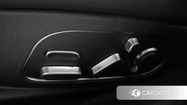 Genesis G90 (RS4) id 4701602 из Кореи 24