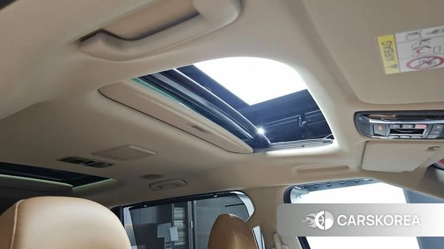 Kia Carnival 4th generation id 4592777 из Кореи 24