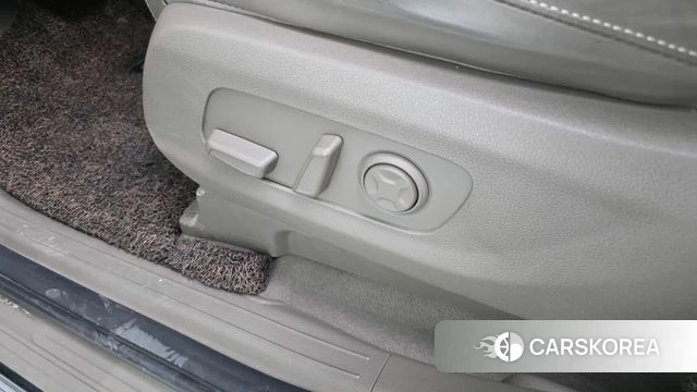 Kia Carnival 4th generation id 4396897 из Кореи 24