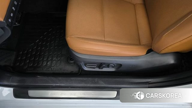 Toyota Camry (XV80) id 4853581 из Кореи 24