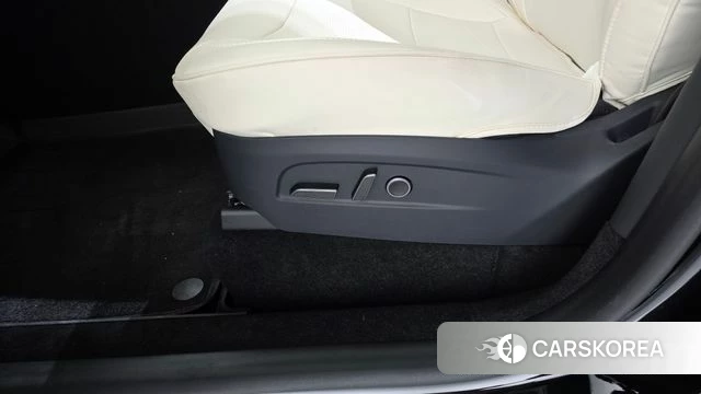 Tesla Model Y id 4523089 из Кореи 24