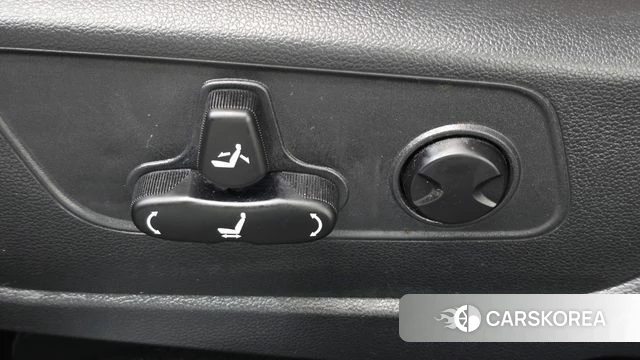 Ssangyong Torres id 4783947 из Кореи 24