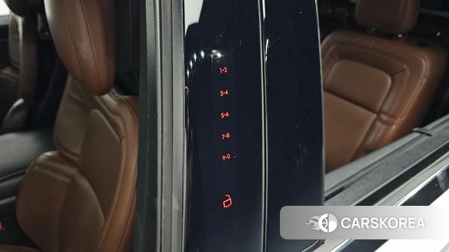Lincoln Aviator 2nd generation id 4283566 из Кореи 24