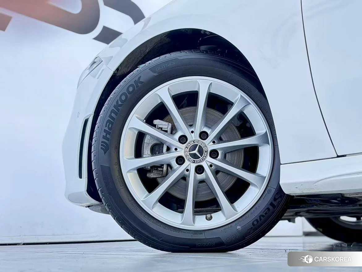 Mercedes-Benz Class A id 4420195 из Китая 24
