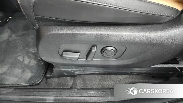 Kia Carnival 4th generation id 4361373 из Кореи 24