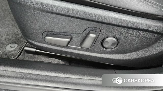 Hyundai The New Grandeur IG Hybrid id 4482227 из Кореи 24