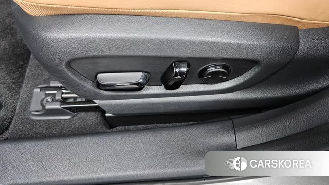 Lexus UX250h id 4636097 из Кореи 24
