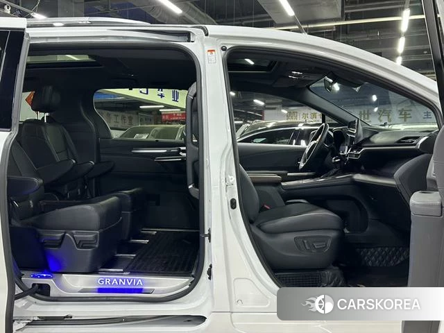 Toyota Grevia id 4208024 из Китая 24