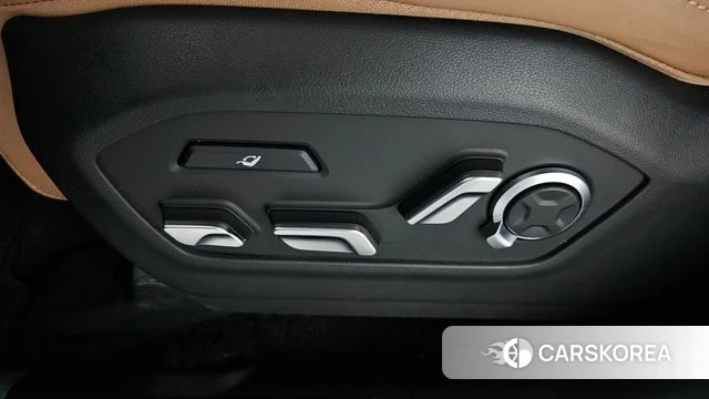 Hyundai Santa Fe (MX5) id 4560546 из Кореи 24