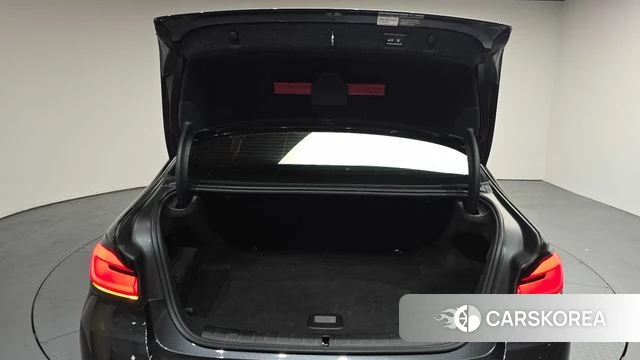 BMW 5 Series (G30) id 4267355 из Кореи 24