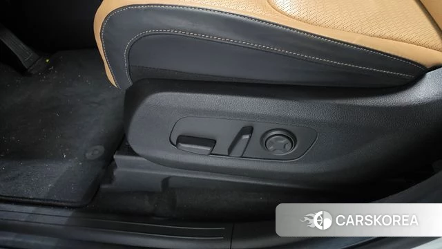 Kia Carnival 4th generation id 4540835 из Кореи 24