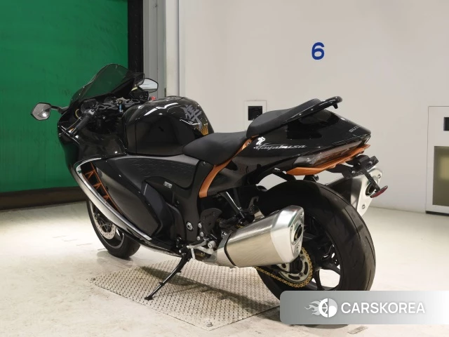 Suzuki GSX1300R HAYABUSA id 3947124 из Японии 24