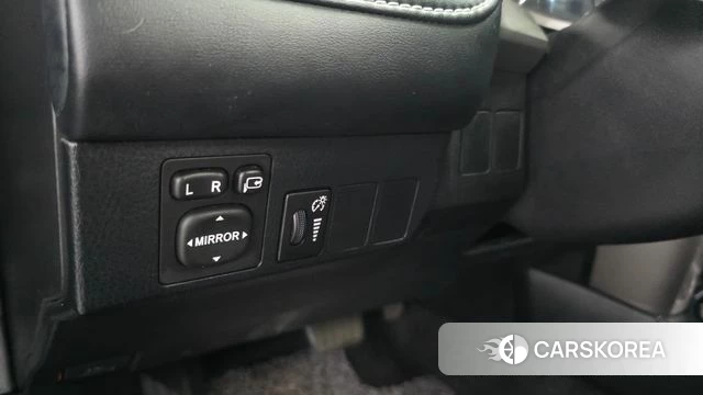 Toyota RAV4 id 4865433 из Кореи 24
