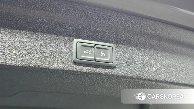 Audi Q3 (F3) id 4937031 из Кореи 24