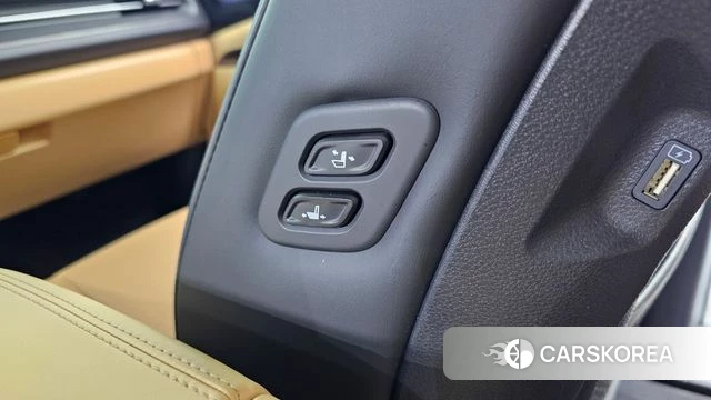 Kia Carnival 4th generation id 4414915 из Кореи 24
