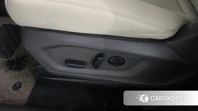 Ford Explorer 6th Generation id 4309151 из Кореи 24