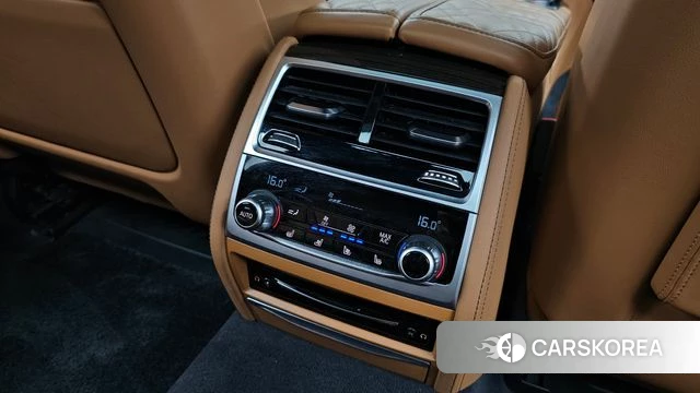 BMW 7 Series (G11) id 4585635 из Кореи 24