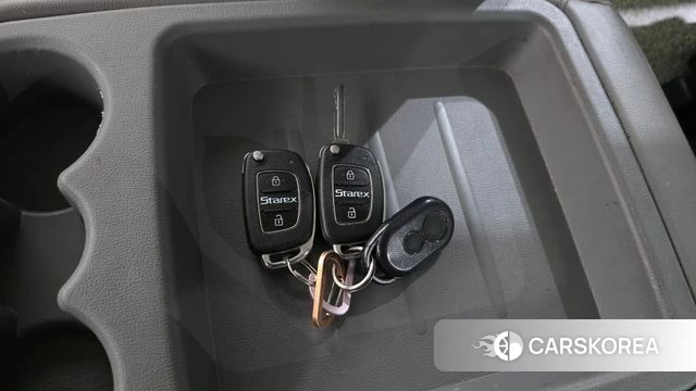 Hyundai The New Grand Starex id 4703545 из Кореи 24