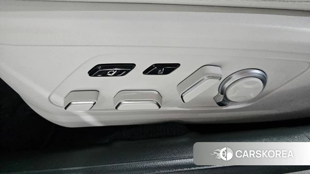 Hyundai Grandeur (GN7) id 4433342 из Кореи 24