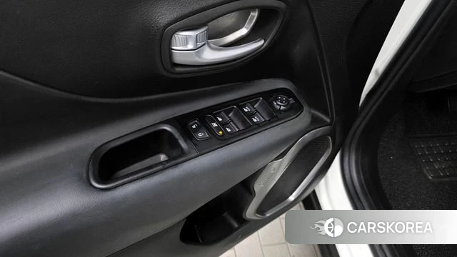 Jeep Renegade id 4377527 из Кореи 24