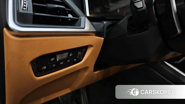 BMW 3 Series (G20) id 4342925 из Кореи 24