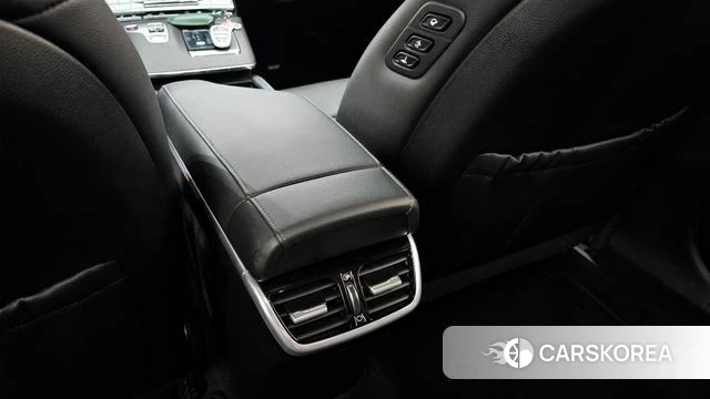Hyundai The New Grandeur IG id 4356429 из Кореи 24
