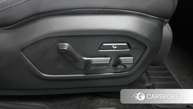 Hyundai Santa Fe (MX5) id 4584646 из Кореи 24