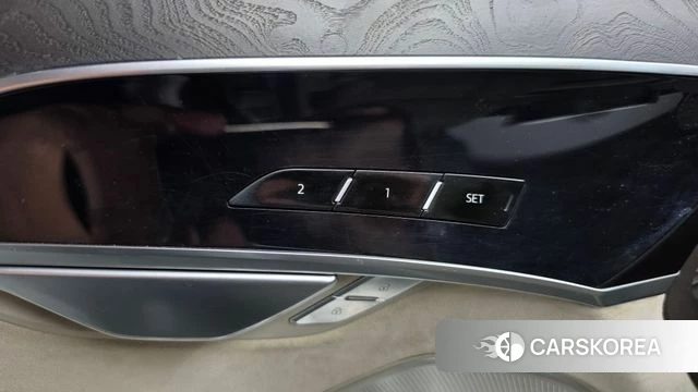 Audi A8 (D5) id 4672579 из Кореи 24