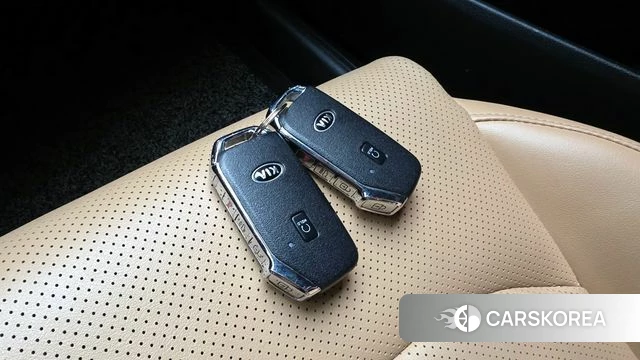 Kia K5 3rd generation id 4284546 из Кореи 24