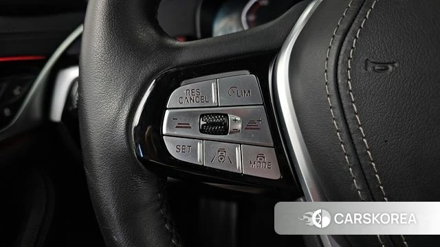 BMW 5 Series (G30) id 4899240 из Кореи 24