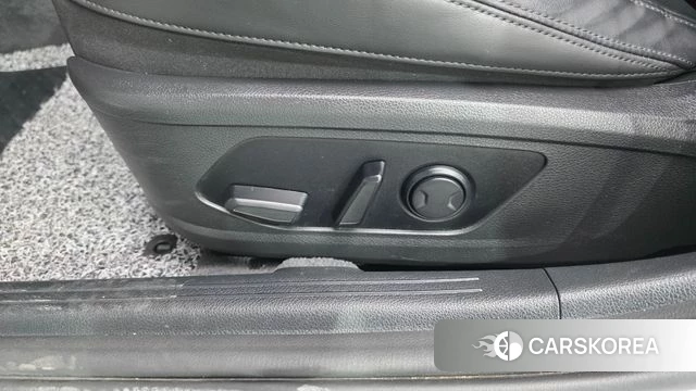 Kia K5 3rd generation id 4692001 из Кореи 24