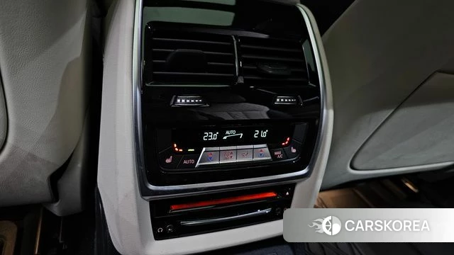 BMW X7 (G07) id 4244082 из Кореи 24