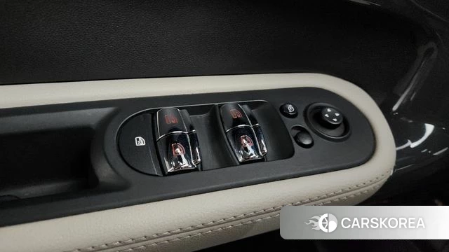 Mini Cooper S Countryman id 4188556 из Кореи 24