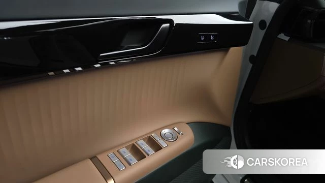 Hyundai Grandeur Hybrid (GN7) id 4308286 из Кореи 24