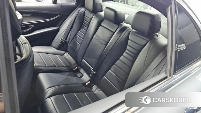 Mercedes-Benz E-Class W213 id 4698955 из Кореи 24