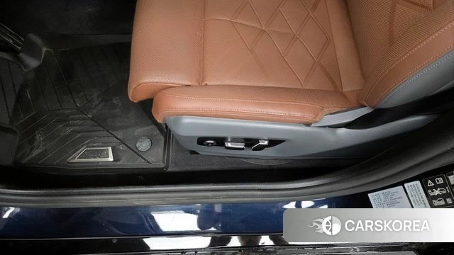 BMW 5 Series (G60) id 4394386 из Кореи 24
