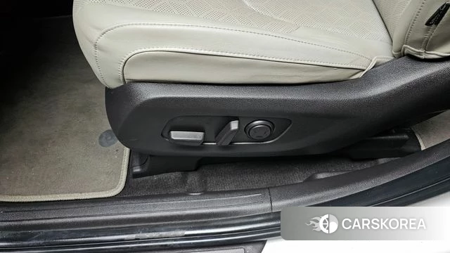 Kia Carnival 4th generation id 4377256 из Кореи 24