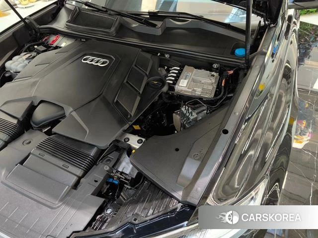 Audi Q8 id 4359340 из Китая 24