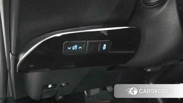 Toyota Prius 4th Generation id 4304942 из Кореи 24