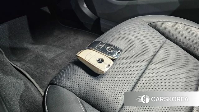Mercedes-Benz E-Class W213 id 4267576 из Кореи 24