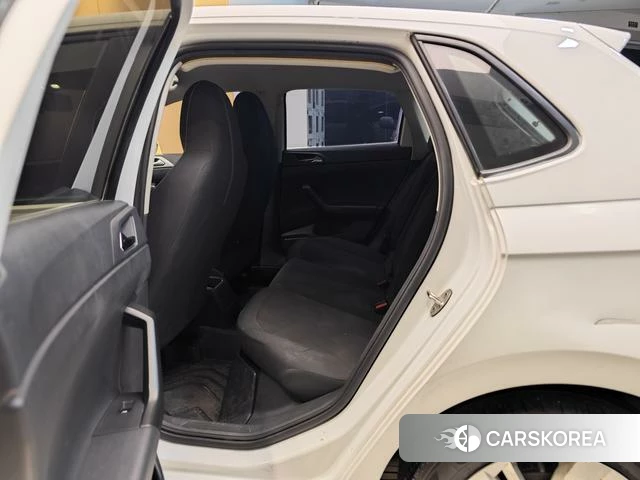 Volkswagen Polo id 4190386 из Китая 24