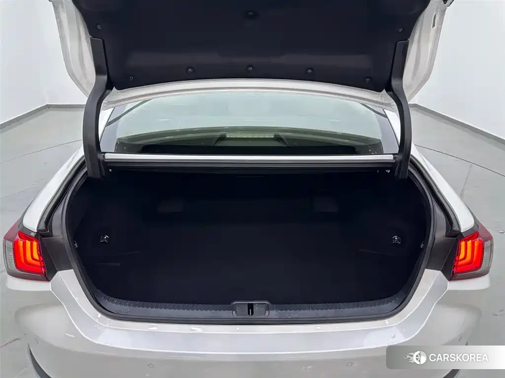 Lexus ES id 4539020 из Китая 24