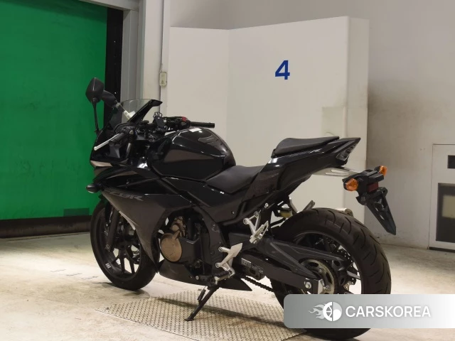 Honda CBR400R id 3947017 из Японии 24