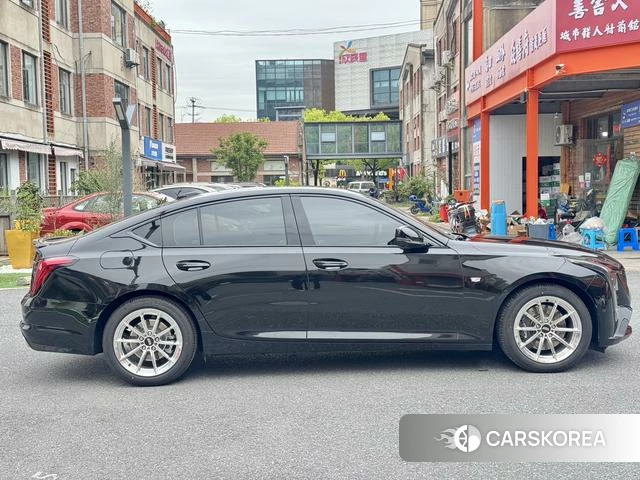 Cadillac CT5 id 4198806 из Китая 24