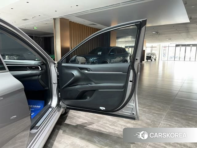 Toyota Camry id 4392180 из Китая 24