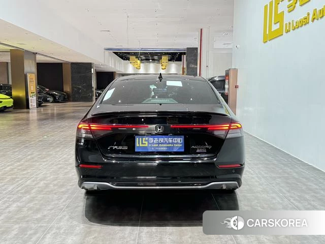 Honda Accord id 4263895 из Китая 24