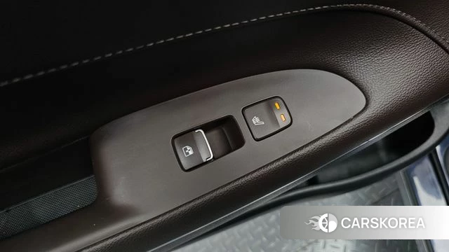Hyundai The New Grandeur IG Hybrid id 4586536 из Кореи 24