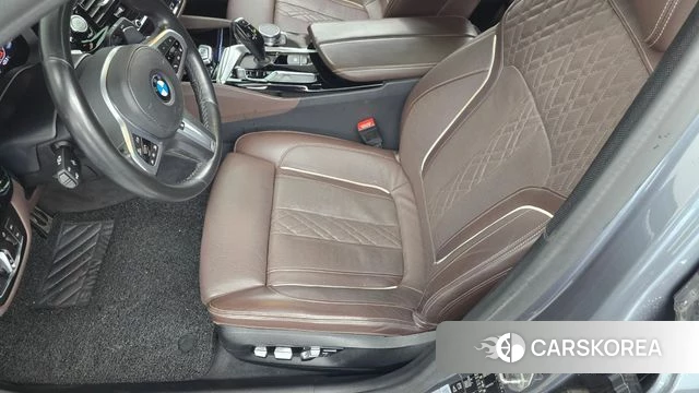 BMW 5 Series (G30) id 4750916 из Кореи 24